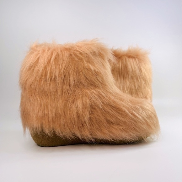 Jeffrey Campbell Platform Derby Pink Faux Fur Bootie - Picture 9 of 14